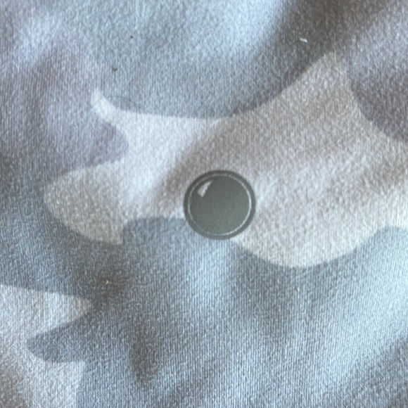 cute yoga pants / leggings white camo print xs - Picture 3 of 3